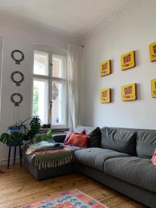 Colorful design 2room w balcony next Maybachufer