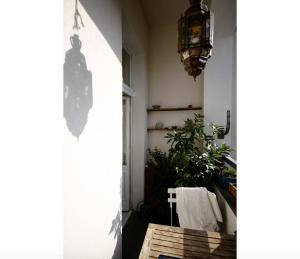 Colorful design 2room w balcony next Maybachufer