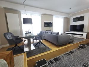 Rheinufer am Hindenburgpark