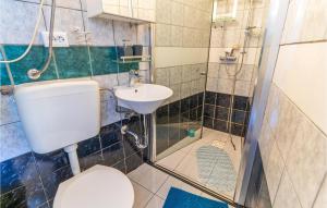 1 Bedroom Cozy Apartment In Bakar