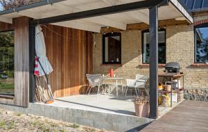 4 Bedroom Beautiful Home In Knebel