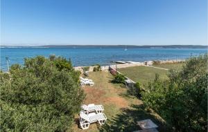 Amazing Apartment In Dobropoljana