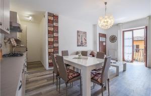 Stunning Apartment In Manerba Del Garda