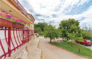 Awesome Apartment In Grizane With Wifi