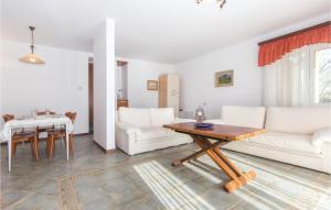 Two-Bedroom Apartment 0 In Vodnjan