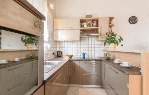 Awesome Apartment In Pula With Wifi
