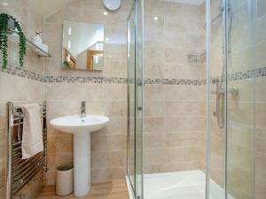 Orchard View-Uk40871