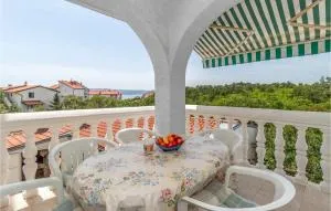 Stunning Apartment In Klenovica - Omar