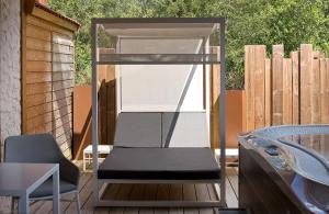 Hotels LA CHENEAUDIERE - Hotel Spa - Relais & Chateaux - Restaurant etoile : photos des chambres