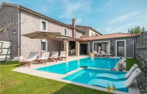 Gorgeous Home In Barban With Sauna