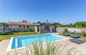 Cozy Home In Pula With Wifi