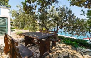 Holiday Home Zastrazisce 13