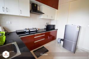 Staymazing Ferndale-1,2 & 3 BHK Boutique AC Serviced Apartments