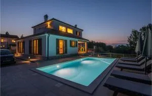 4 Bedroom Gorgeous Home In Krk - Poljica