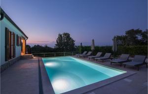 4 Bedroom Gorgeous Home In Krk