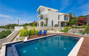 Gorgeous Home In Palit With Sauna 