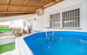2 Bedroom Lovely Home In Carratraca