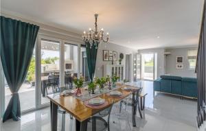 3 Bedroom Cozy Home In Pula