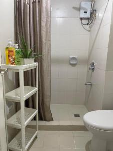 52sqmComfy2BR and 2BA Resort-inspired Flair Towers Condo