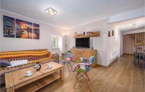 Beautiful Home In Labin With Kitchen