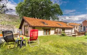 2 Bedroom Amazing Apartment In Bakar - Urinj