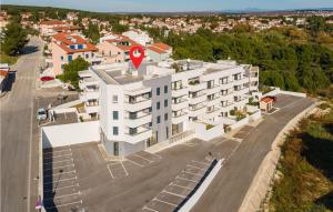 Gorgeous Apartment In Premantura