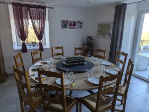 Maisons de vacances Gite La grange de Louis SPA et SAUNA : photos des chambres