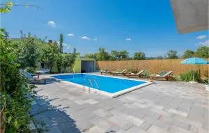 Awesome Home In Glavina Donja With Wifi - Tolići