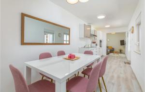 3 Bedroom Amazing Home In Pula 