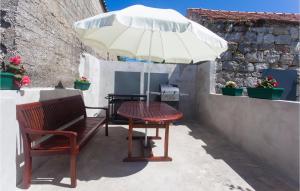 Awesome Apartment In Podgrade