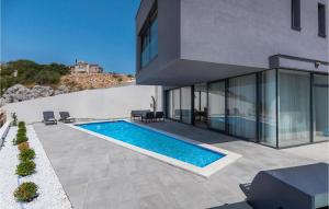 2 Bedroom Stunning Home In Sibenik