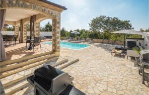 Gorgeous Home In Cabrunici With Wifi