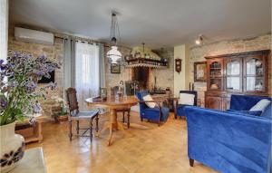 Gorgeous Home In Krnica With Wifi 
