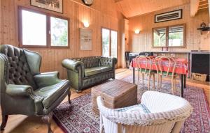 Cozy Home In Saint-Georges-En-Auge