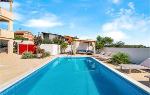 Beautiful Home In Posedarje With Wifi