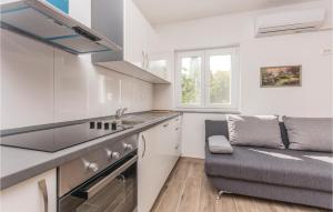 Amazing Studio In Biograd With Wifi