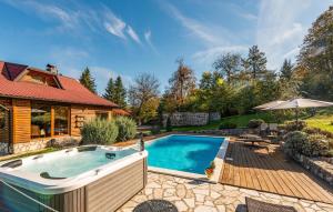 Stunning Home In Gospic With Wifi