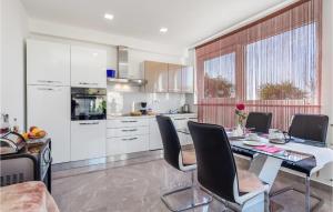 Lovely Apartment In Rijeka With Wifi