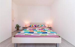 Two-Bedroom Apartment In Trogir