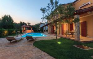 Lovely Apartment In Banjole With Wifi 