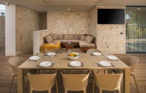 Lovely Home In Funtana With Sauna 