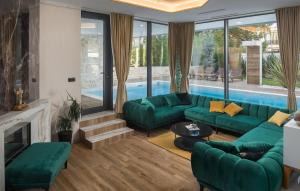 Lovely Home In Funtana With Sauna 