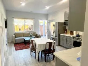 UnionCity Great location3BR w central Heater&AC - Union City