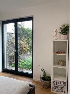 Serene & Private Garden Oasis