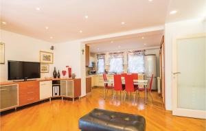 Cozy Apartment In Rijeka With Kitchen