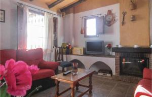 2 Bedroom Amazing Home In Frigiliana