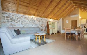 Holiday Home Lozovac With Outdoor Swimming Pool 441