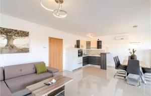 Four-Bedroom Holiday Home In Volme