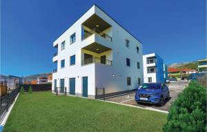 Two-Bedroom Apartment In Trogir