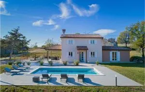 Gorgeous Home In Labin With Wifi - Krapan